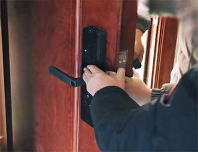 望花24小时上门开锁公司